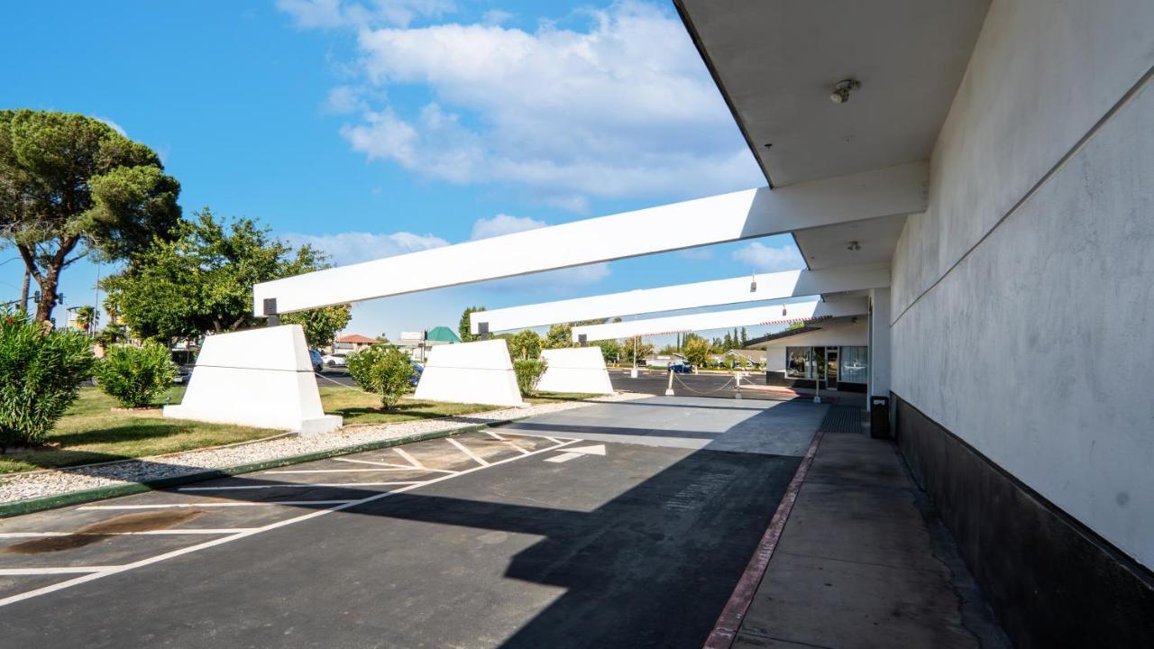 G T Hotels Inn & Suites Extended Stay Victorville Εξωτερικό φωτογραφία